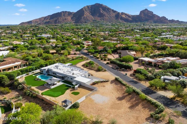 6737 N 60TH Street, Paradise Valley, AZ 85253