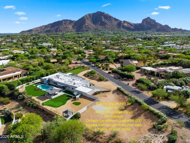 6737 N 60TH Street, Paradise Valley, AZ 85253