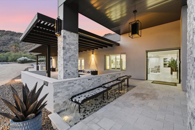 6737 N 60TH Street, Paradise Valley, AZ 85253