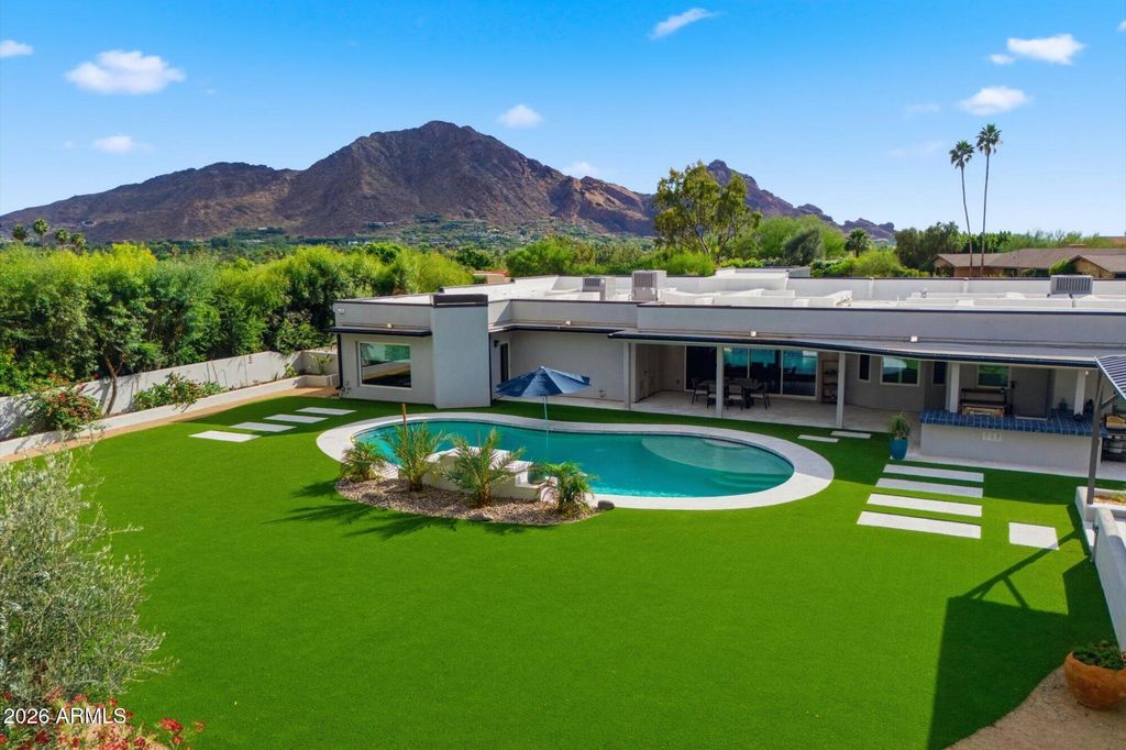 6737 N 60TH Street, Paradise Valley, AZ 85253