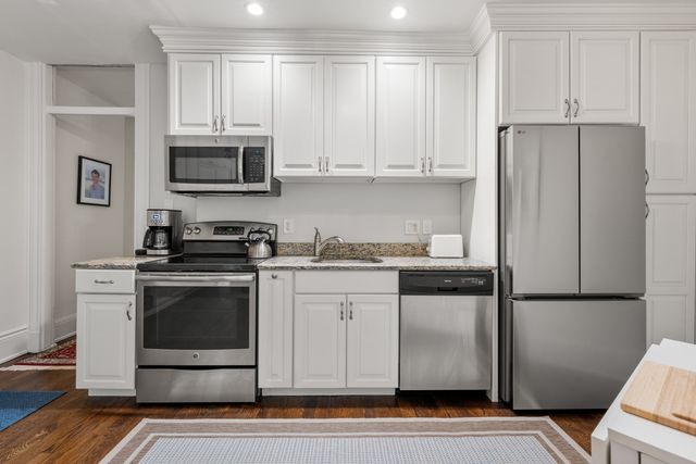 481 Beacon Street 14, Boston, MA 02115