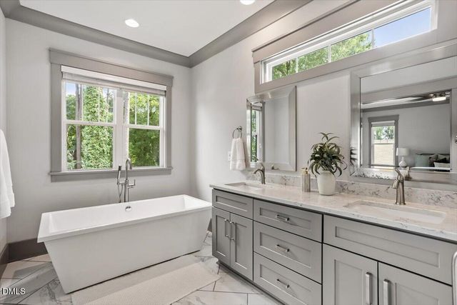 807 Glascock Street, Raleigh, NC 27604