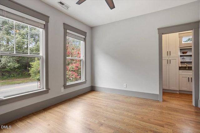 807 Glascock Street, Raleigh, NC 27604