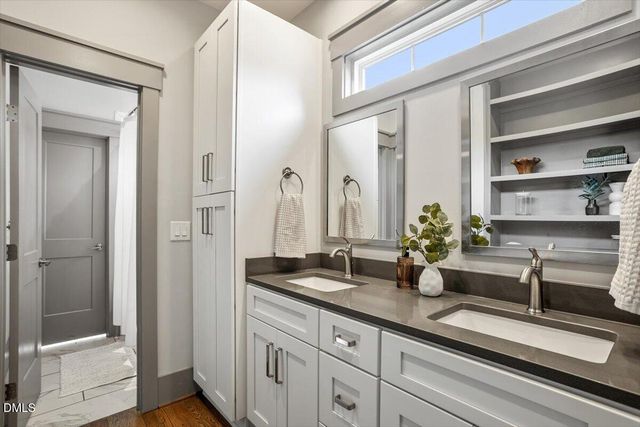 807 Glascock Street, Raleigh, NC 27604