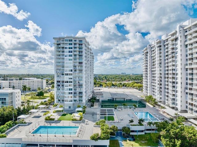 18031 Biscayne Boulevard 1104, Aventura, FL 33160