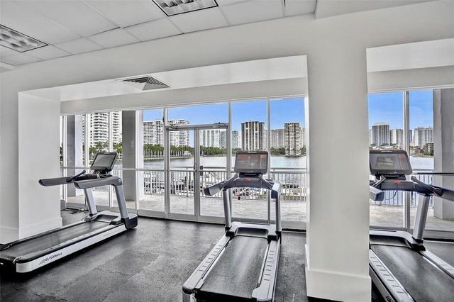 18031 Biscayne Boulevard 1104, Aventura, FL 33160