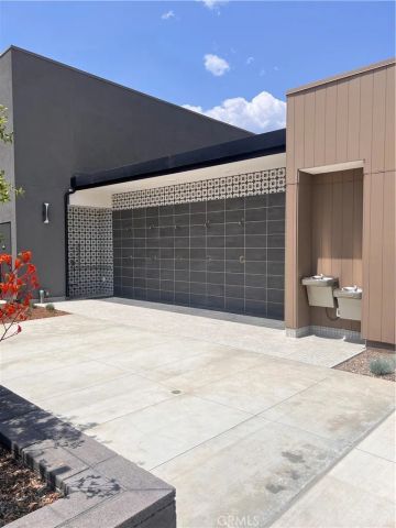 16032 Sunny Court, Fontana, CA 92336