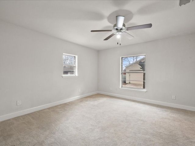 811 Green Pastures Drive, Cedar Hill, TX 75104