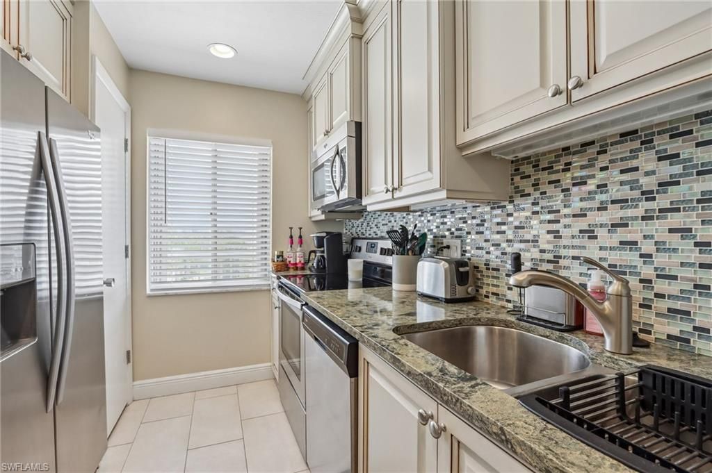 7400 Estero BLVD 315, FORT MYERS BEACH, FL 33931 — photo 4
