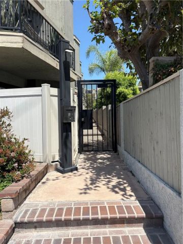 2601 E 19th 25, Signal Hill, CA 90755