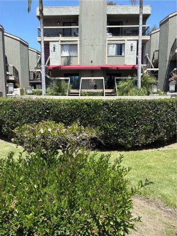 2601 E 19th 25, Signal Hill, CA 90755