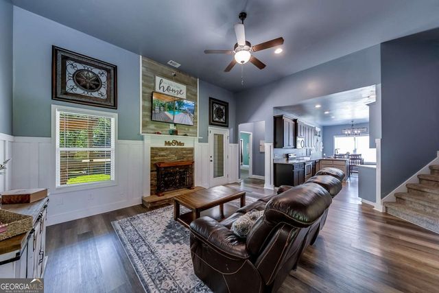 235 Mountain Creek Drive, Pendergrass, GA 30567