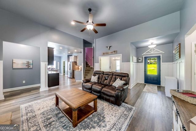 235 Mountain Creek Drive, Pendergrass, GA 30567