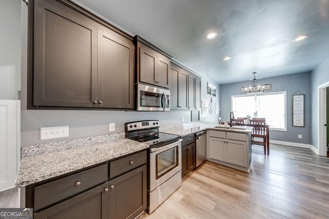 235 Mountain Creek Drive, Pendergrass, GA 30567