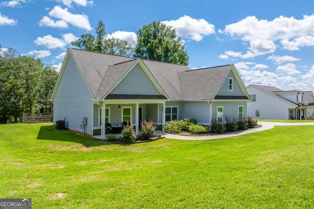 235 Mountain Creek Drive, Pendergrass, GA 30567