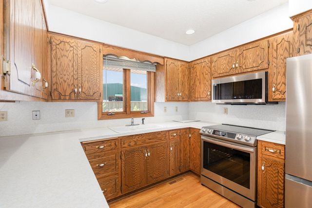 2223 Duluth Street, Maplewood, MN 55109