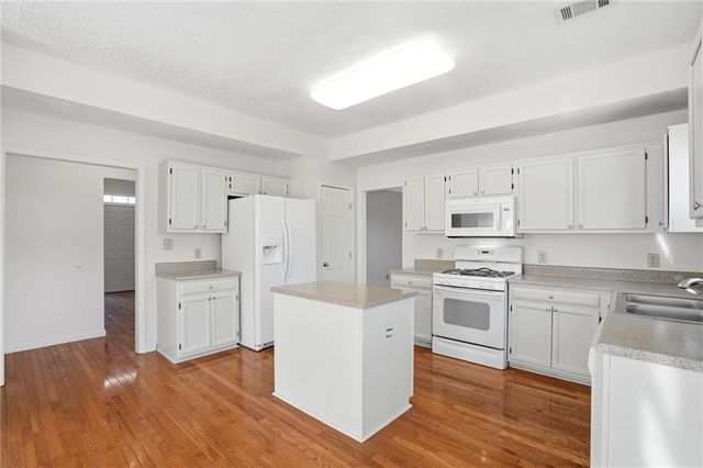 5042 Anclote Drive, Alpharetta, GA 30022