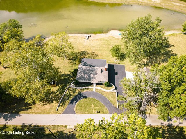 394 Cove Rd, Shelbyville, KY 40065