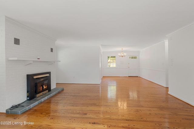 394 Cove Rd, Shelbyville, KY 40065