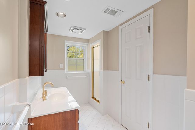 394 Cove Rd, Shelbyville, KY 40065