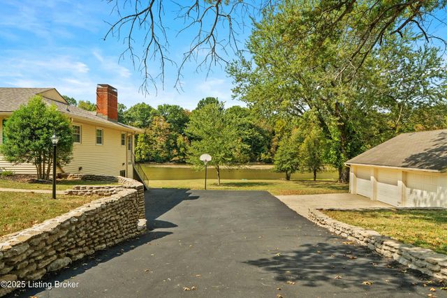 394 Cove Rd, Shelbyville, KY 40065