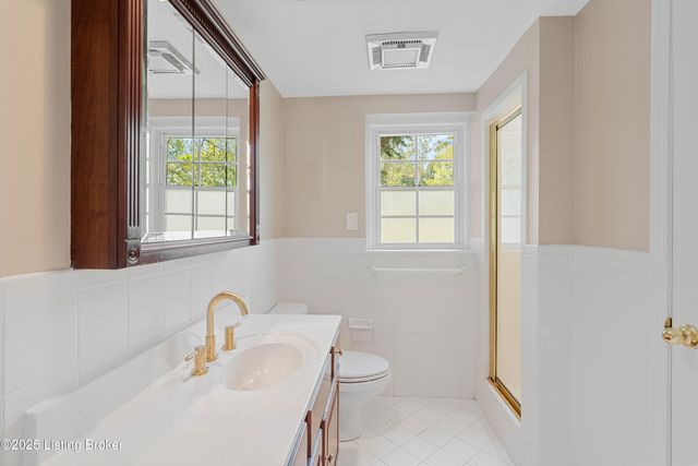 394 Cove Rd, Shelbyville, KY 40065