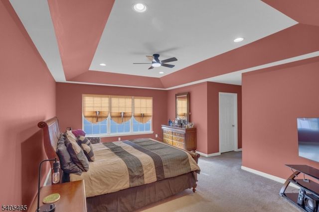 9 Schwartz Ct, Franklin Twp., NJ 08873