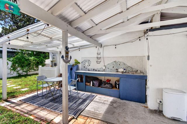 612 N C Street, Lake Worth, FL 33460