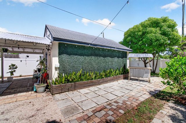 612 N C Street, Lake Worth, FL 33460