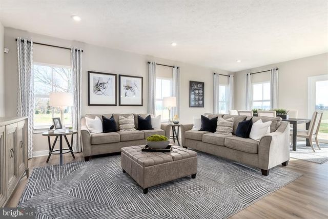 150 TRAIL CT, York, PA 17406