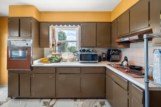 1204 Scott Station Rd, Shelbyville, KY 40065