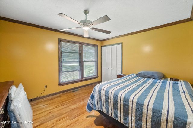 1204 Scott Station Rd, Shelbyville, KY 40065