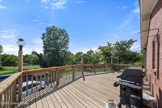 1204 Scott Station Rd, Shelbyville, KY 40065