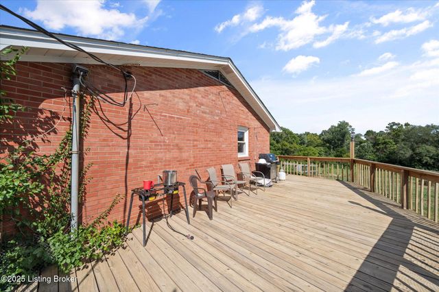 1204 Scott Station Rd, Shelbyville, KY 40065