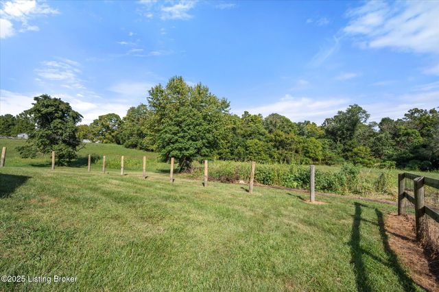 1204 Scott Station Rd, Shelbyville, KY 40065