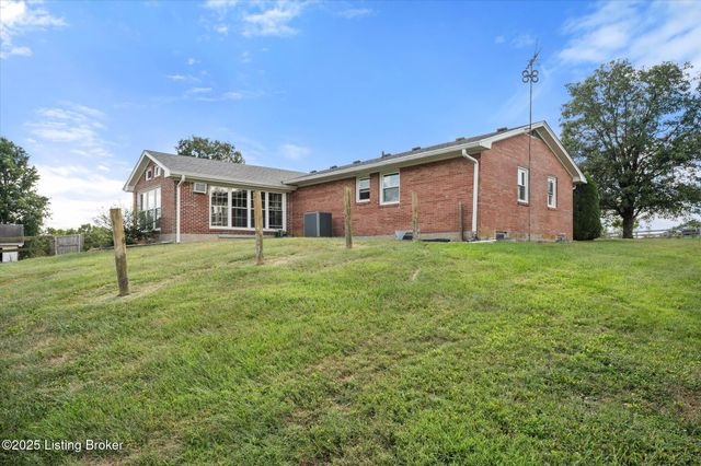 1204 Scott Station Rd, Shelbyville, KY 40065