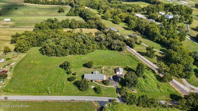 1204 Scott Station Rd, Shelbyville, KY 40065