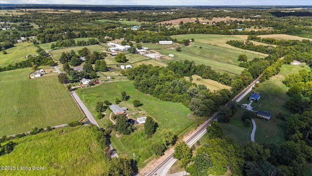 1204 Scott Station Rd, Shelbyville, KY 40065