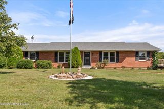 1204 Scott Station Rd, Shelbyville, KY 40065