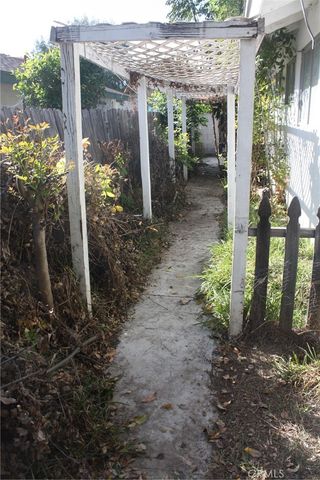 6458 Rhonda, Riverside, CA 92504