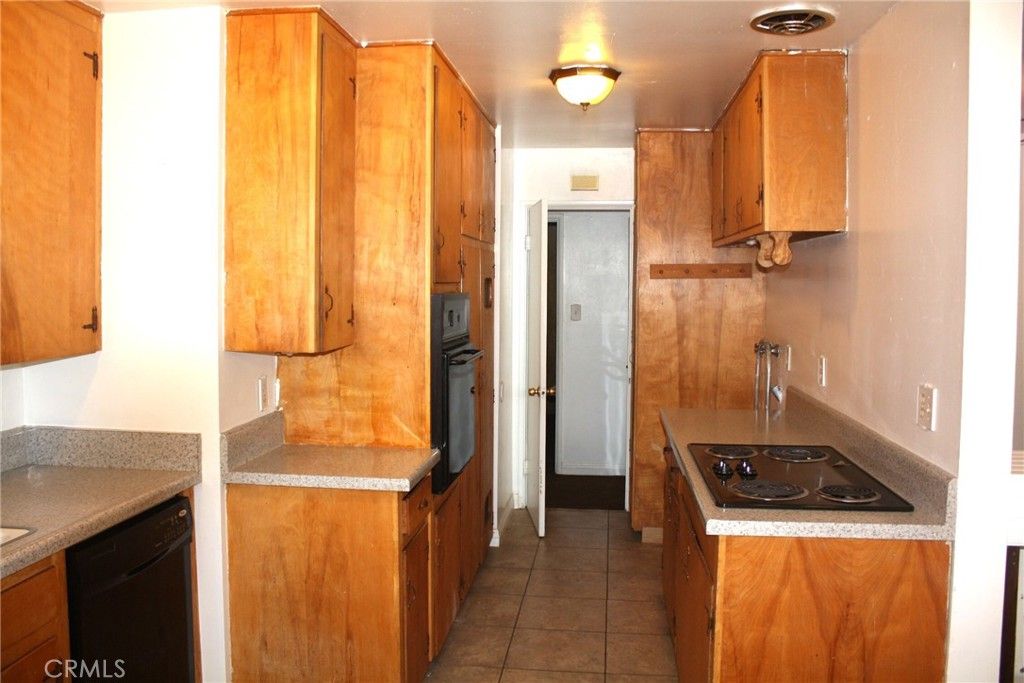 Image 12 of property listing at 6458 Rhonda, Riverside, CA 92504