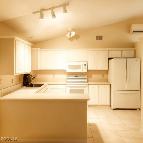 1925 Gardner AVE, Lehigh Acres, FL 33936