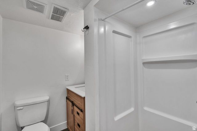 206 S 100 W, Bountiful, UT 84010