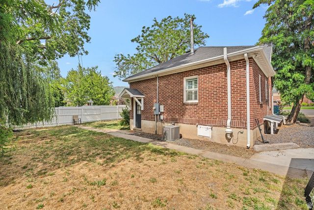 206 S 100 W, Bountiful, UT 84010