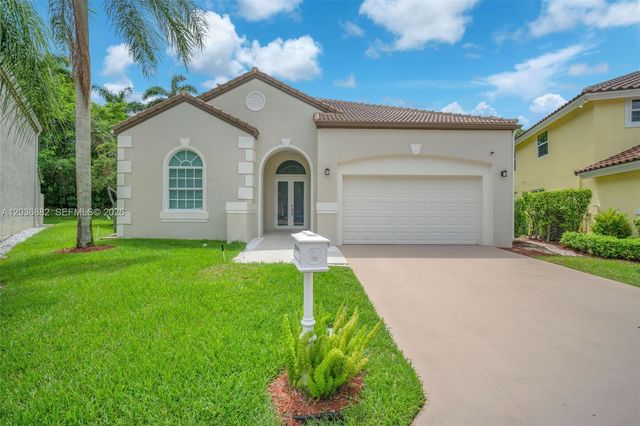 2163 Bay Ct, Weston, FL 33326