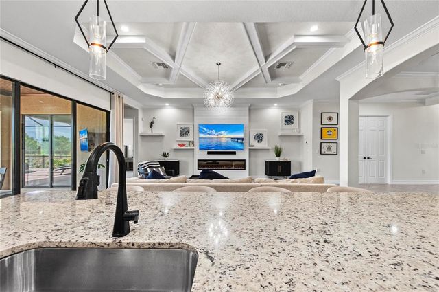 6010 BRANDON RUN, Bradenton, FL 34211