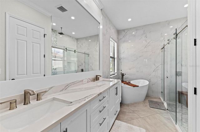 6010 BRANDON RUN, Bradenton, FL 34211