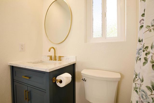 12525 Julian Avenue, Lakeside, CA 92040