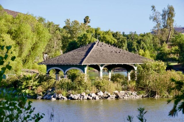 12525 Julian Avenue, Lakeside, CA 92040