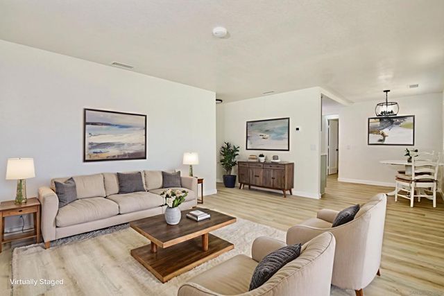 12525 Julian Avenue, Lakeside, CA 92040